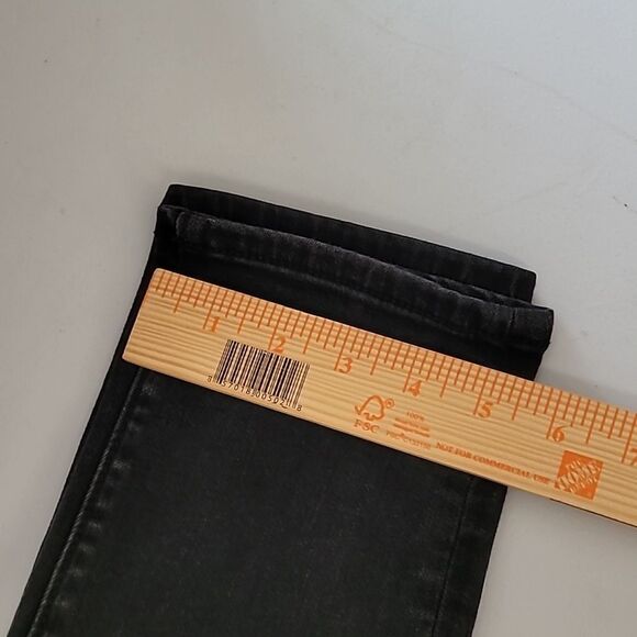 Buckle Black Skinny Jeans 33x32 - Picture 8 of 9